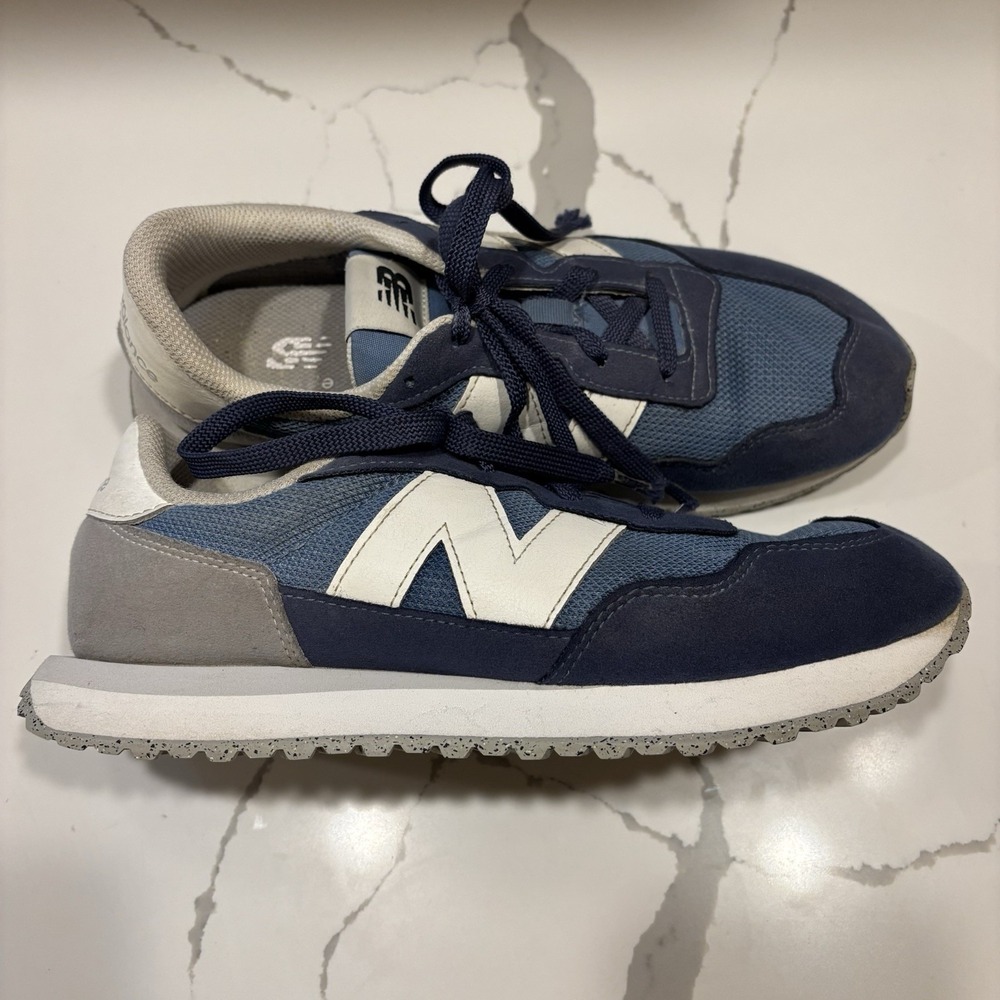 New Balance 237 Running Shoes Kids Youth Size 7Y GS237LBW Blue White Grey